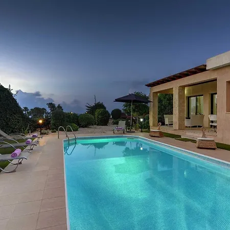 Villa Pashiana Polis